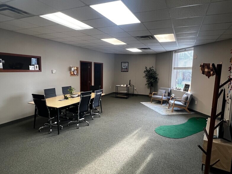 More Photos Of 10 E Main St, Victor Office For Lease