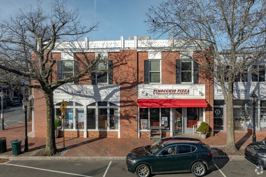 More Photos Of 5-7 Elm St, New Canaan Storefront Retail Office For Lease