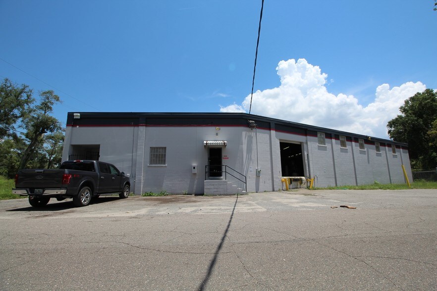 More Photos Of 3511 Walnut St, Jacksonville Warehouse For Sale
