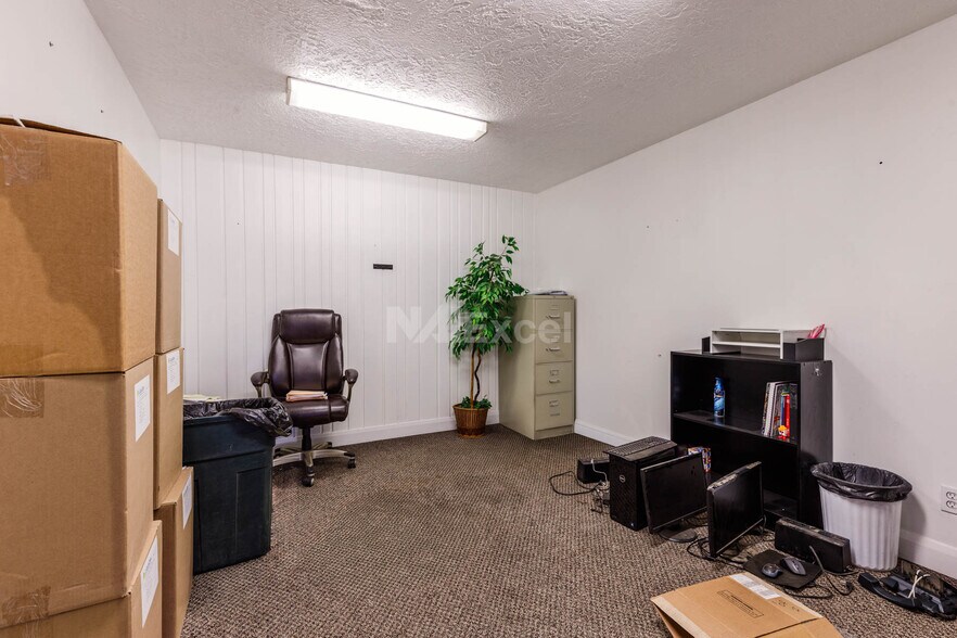 More Photos Of 550 S 1100 W, Fillmore Warehouse For Sale