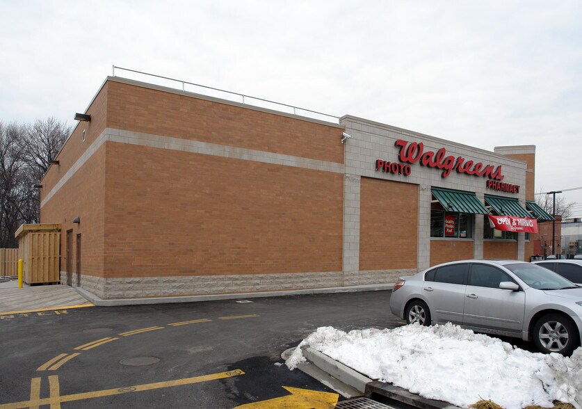 More Photos Of 1973 Forest Ave, Staten Island Drugstore For Sale