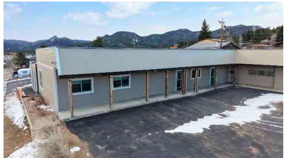 More Photos Of 950 Comanche St, Estes Park Light Manufacturing For Sale