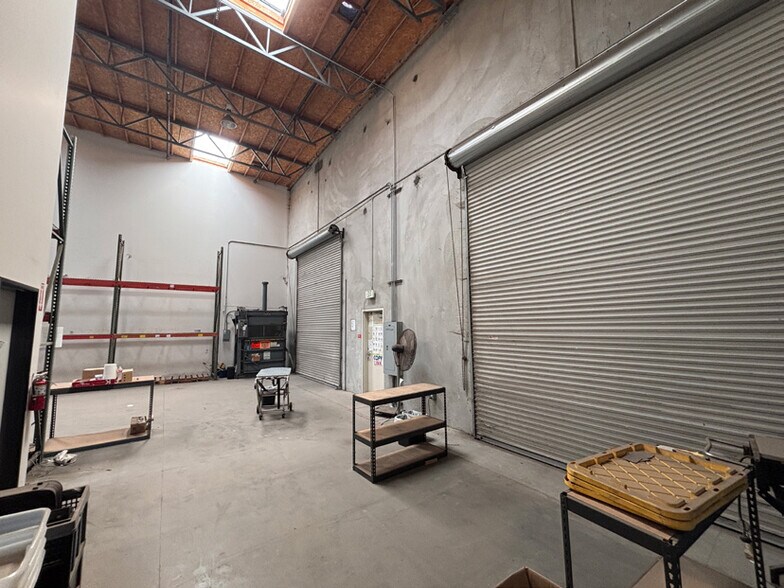 More Photos Of 3441 Main St, Chula Vista Warehouse For Lease