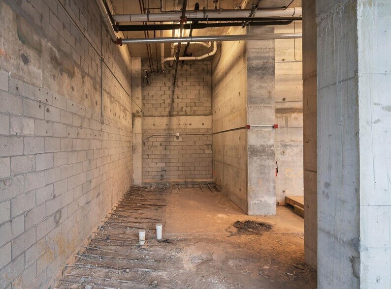 More Photos Of 4010 S Ocean Dr, Hollywood Hotel For Lease