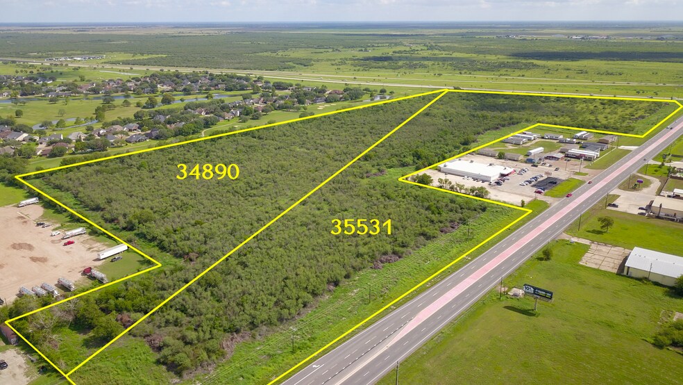 More Photos Of NWC of Loop 463 & Houston hwy, Victoria Land For Sale