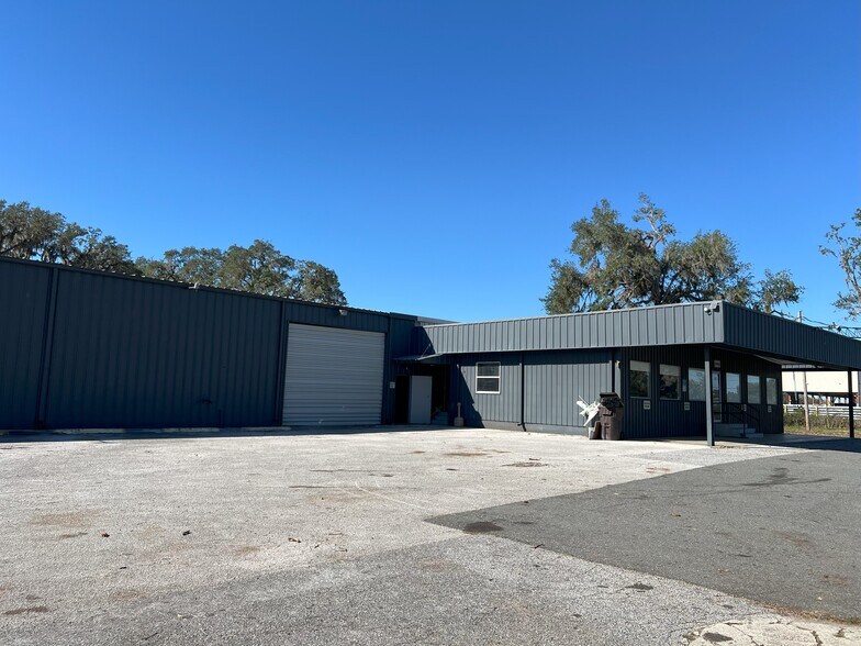 More Photos Of 929 US Highway 17, Fort Meade Light Manufacturing For Lease
