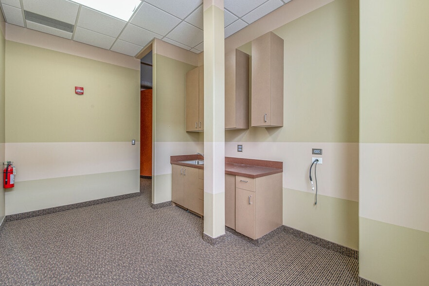 More Photos Of 495 Uinta Way, Denver Medical For Sale