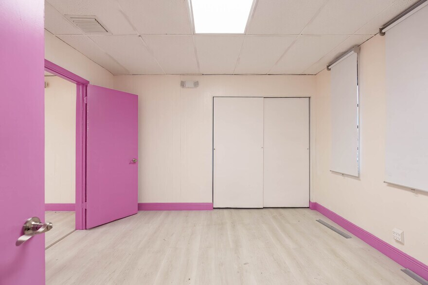 More Photos Of 7915 Biscayne Blvd, Miami Storefront Retail Residential For Lease