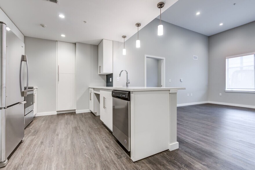 More Photos Of 490 Broadway St, Buffalo Apartments For Lease