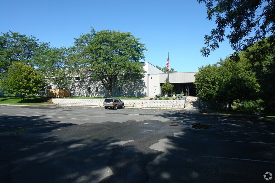 More Photos Of 7550 Corporate Way, Eden Prairie Manufacturing For Lease
