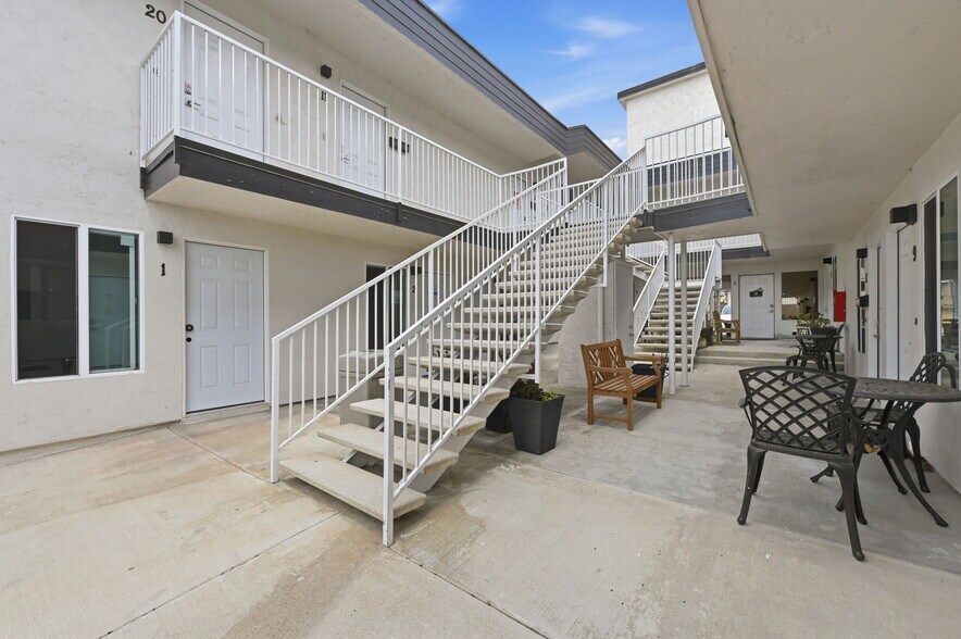 More Photos Of 2005 Highland Ave, National City Apartments For Sale