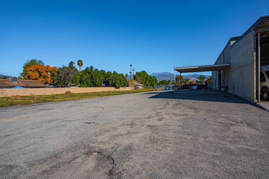 More Photos Of 3630 E Florida Ave, Hemet Auto Dealership For Sale