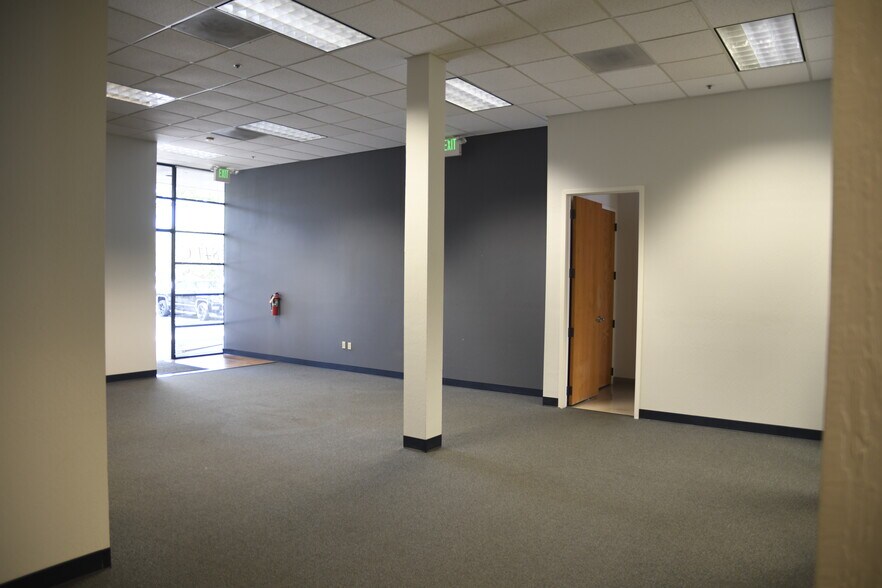 More Photos Of 841 Latour Ct, Napa Office For Lease