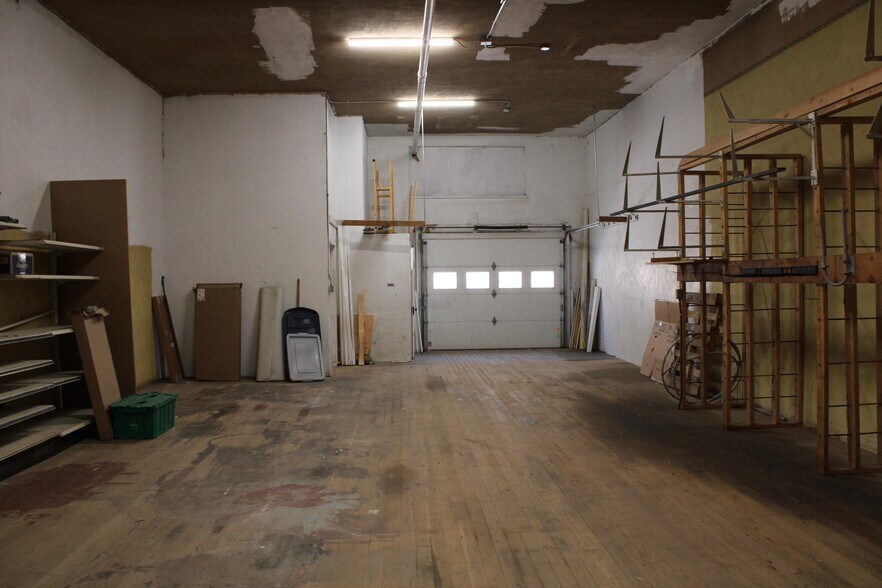 More Photos Of 800 Box Butte Ave, Hemingford General Retail For Sale