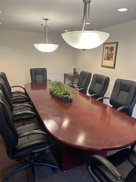 More Photos Of 6339 Ten Oaks Rd, Clarksville Office For Sale