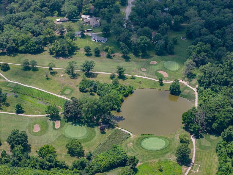 More Photos Of 200 Arlington Dr, Granite City Golf Course Driving Range For Sale