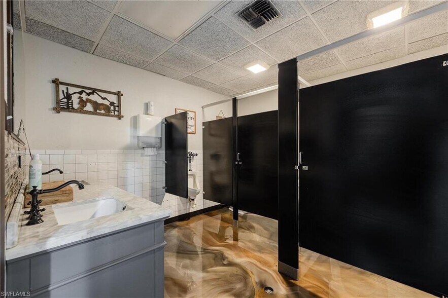 More Photos Of 93 S Hall St, LaBelle Restaurant For Sale