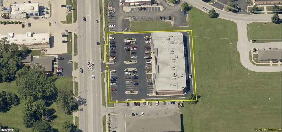 More Photos Of 902-924 N Convent Ave, Bourbonnais Storefront Retail Office For Lease