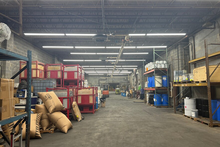 More Photos Of 223 Westhampton Ave, Capitol Heights Warehouse For Sale