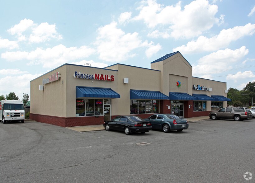 More Photos Of 1130-1132 Germantown Pky, Cordova General Retail For Lease