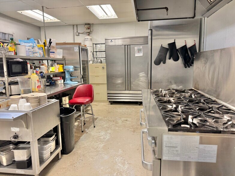 More Photos Of 52 Main St, Mount Pleasant General Retail For Sale