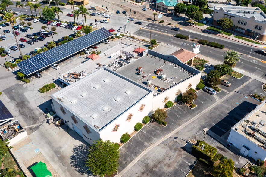 More Photos Of 537 S Glendora Ave, West Covina Freestanding For Lease