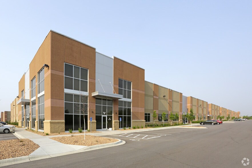 More Photos Of 9350 W Broadway Ave, Brooklyn Park Distribution For Lease