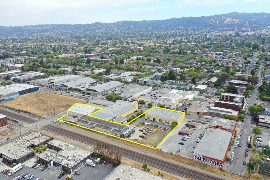 More Photos Of 2332 4th St, Berkeley Warehouse For Lease