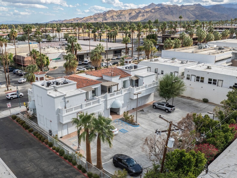 More Photos Of 353 S Palm Canyon Dr, Palm Springs Medical For Lease