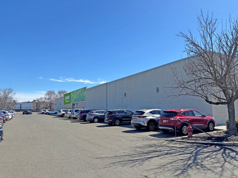 More Photos Of 30 A & S Dr, Paramus Freestanding For Lease