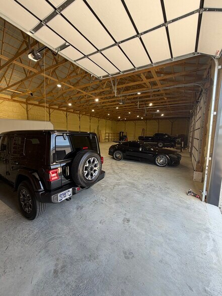 More Photos Of 3339 Shun Pike Rd Rd, Madison Industrial For Lease