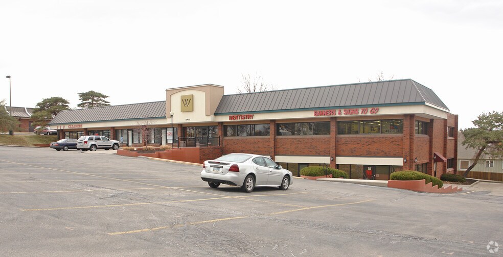 More Photos Of 10400 W 103rd St, Overland Park Storefront For Lease