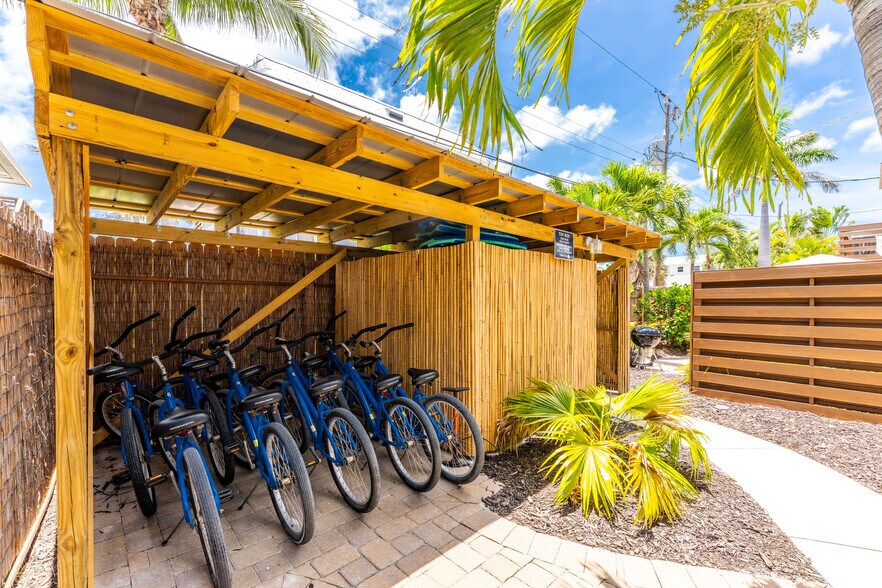 More Photos Of 1130 Gulf Blvd, Englewood Apartments For Sale