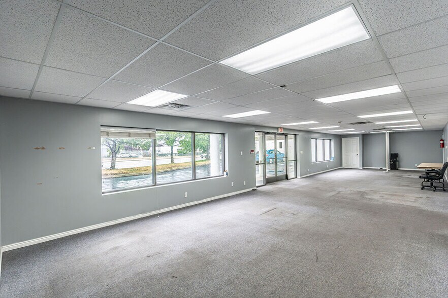More Photos Of 3311 W Parkway Blvd, West Valley City Industrial For Sale