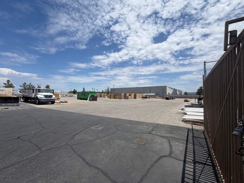 More Photos Of 6770 Bermuda Rd, Las Vegas Warehouse For Lease