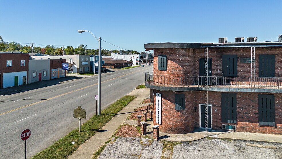 More Photos Of 2275 Winchester Ave, Ashland Apartments For Sale