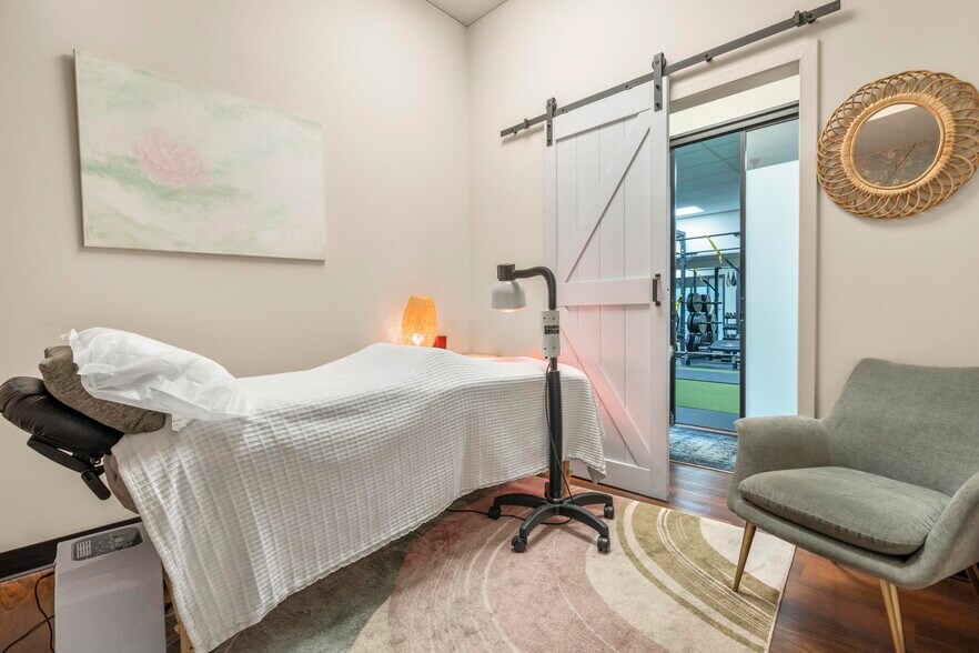 More Photos Of 21 Forest Street Unit# C1, New Canaan General Retail For Sale