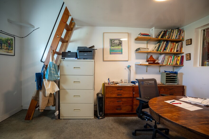 More Photos Of 2017 Walnut Blvd, Brentwood Land For Sale