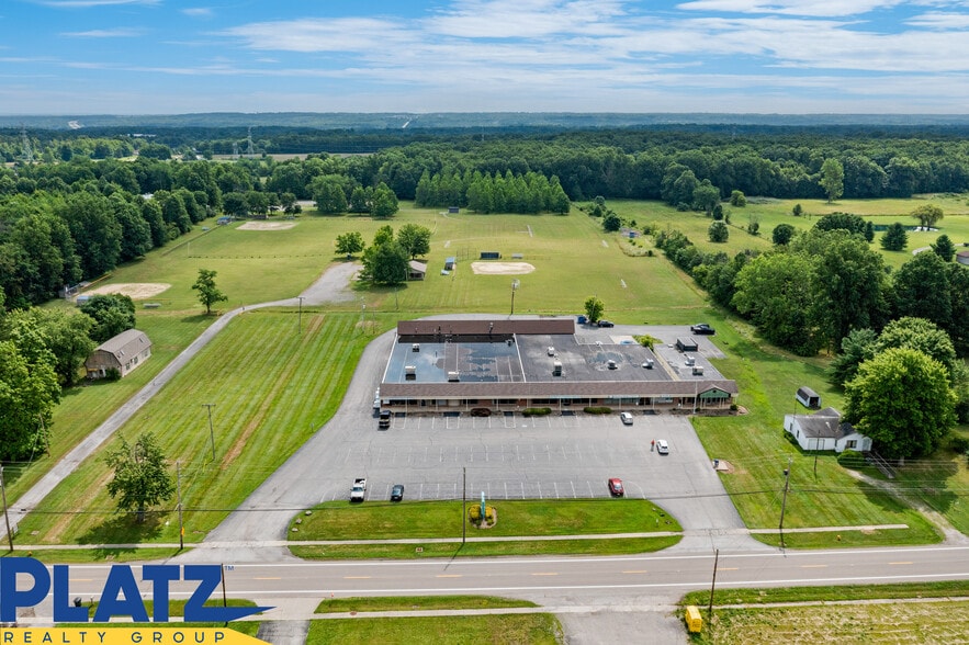 More Photos Of 229-263 S Salem Warren Rd, North Jackson Freestanding For Lease