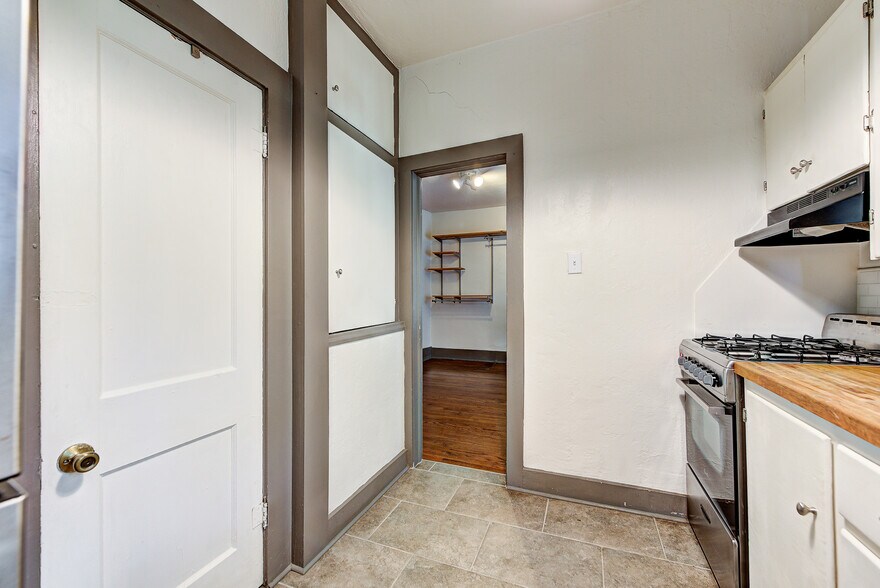 More Photos Of 408 Chautauqua Ave, Norman Multifamily For Sale
