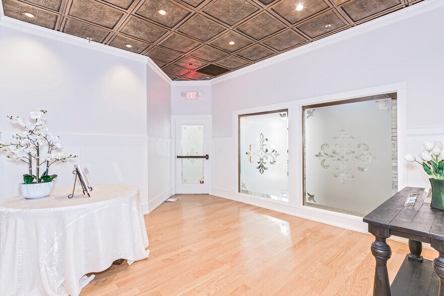 More Photos Of 413 Wacouta St, Saint Paul Office Residential For Lease