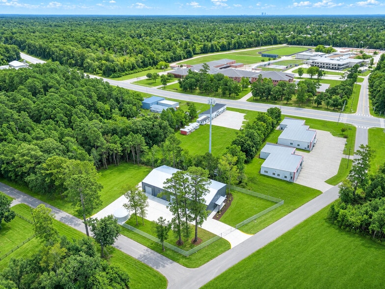 More Photos Of 8382 Miller Rd, Magnolia Industrial For Sale