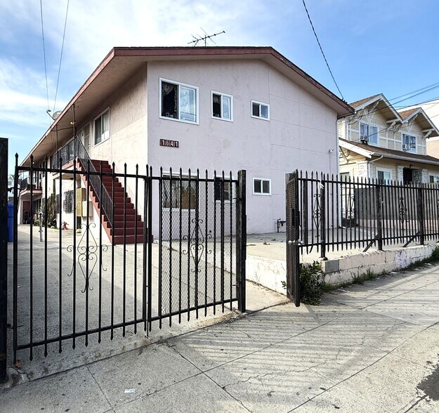 Primary Photo Of 1641 S New Hampshire Ave, Los Angeles Apartments For Sale