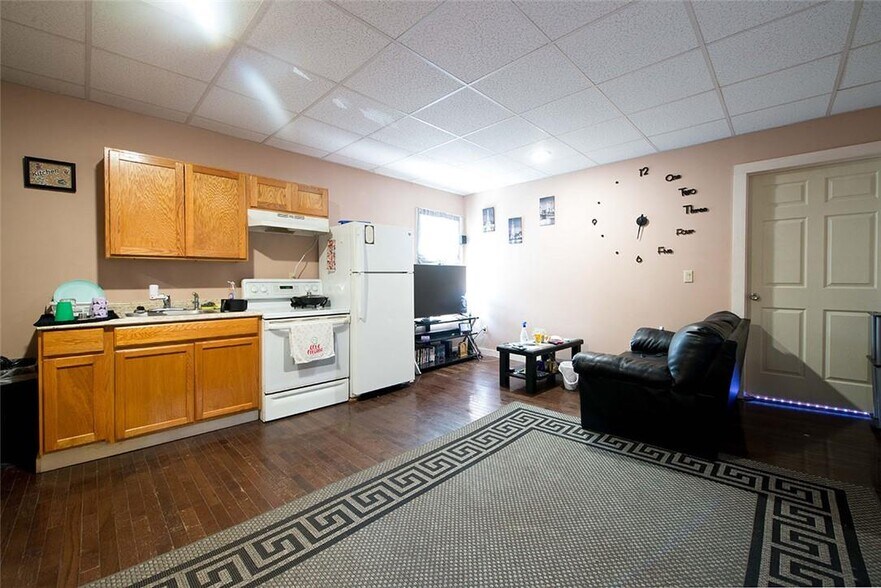 More Photos Of 64 N Main St, Liberty Storefront Retail Residential For Sale