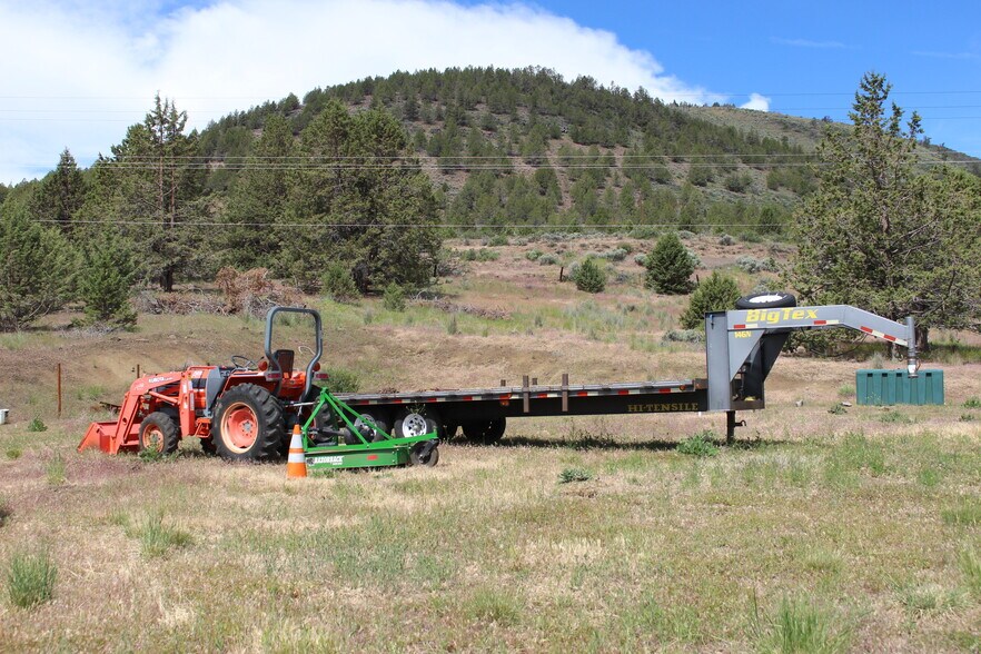 More Photos Of 24221 US-97 Hwy, Klamath Falls Contractor Storage Yard For Sale