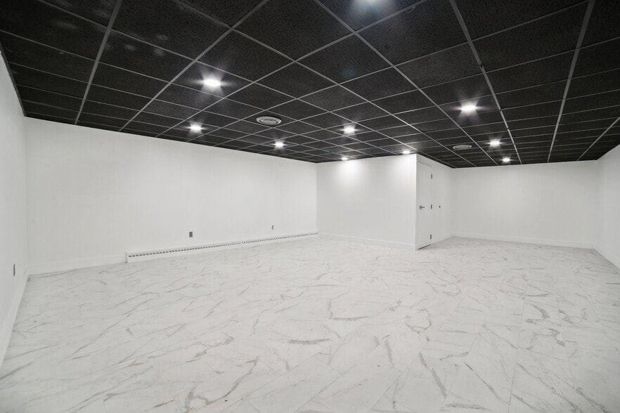 More Photos Of 616 Midland Ave, Midland Office Residential For Sale