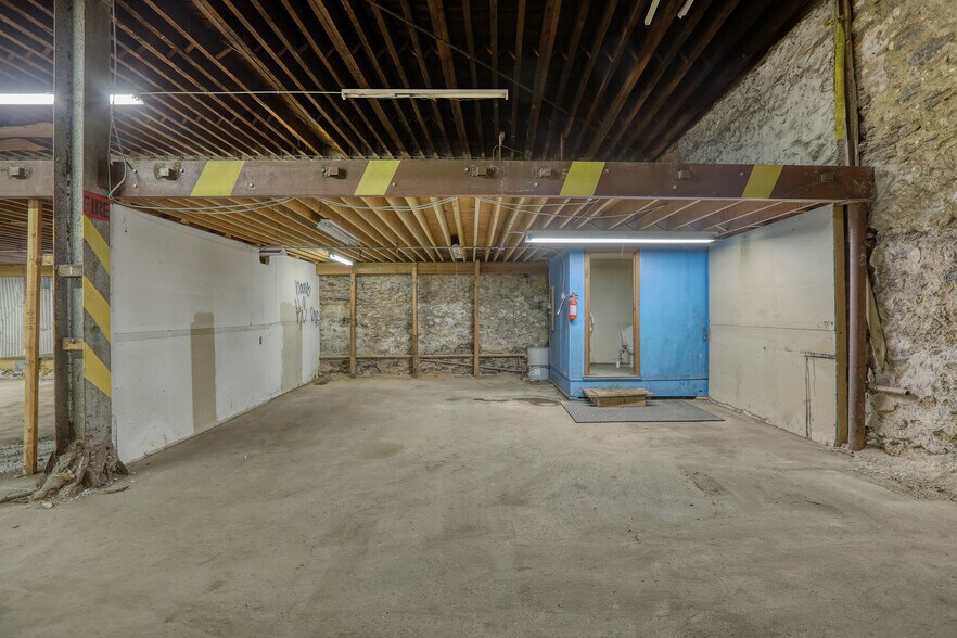 More Photos Of 5416 Lena St, Philadelphia Warehouse For Sale