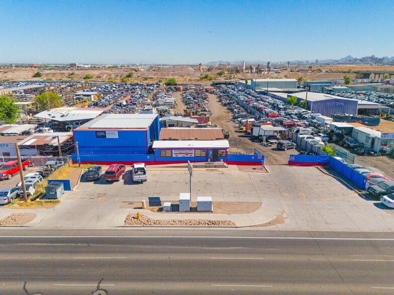 More Photos Of 2002 W Broadway Rd, Phoenix Industrial For Sale