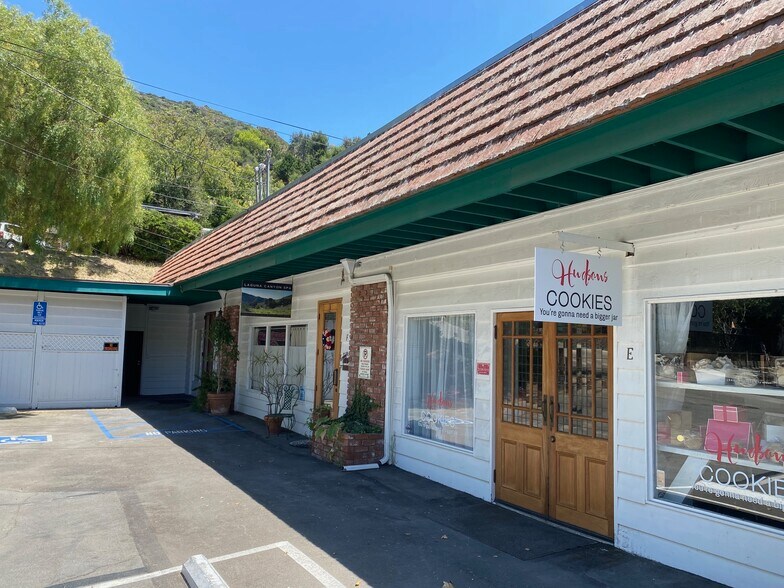 More Photos Of 3295 Laguna Canyon Rd, Laguna Beach Industrial For Lease
