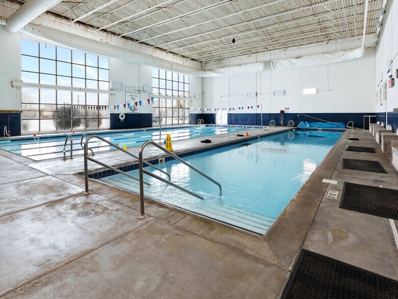 More Photos Of 1975 Melissa Ln, Aurora Health Club For Sale